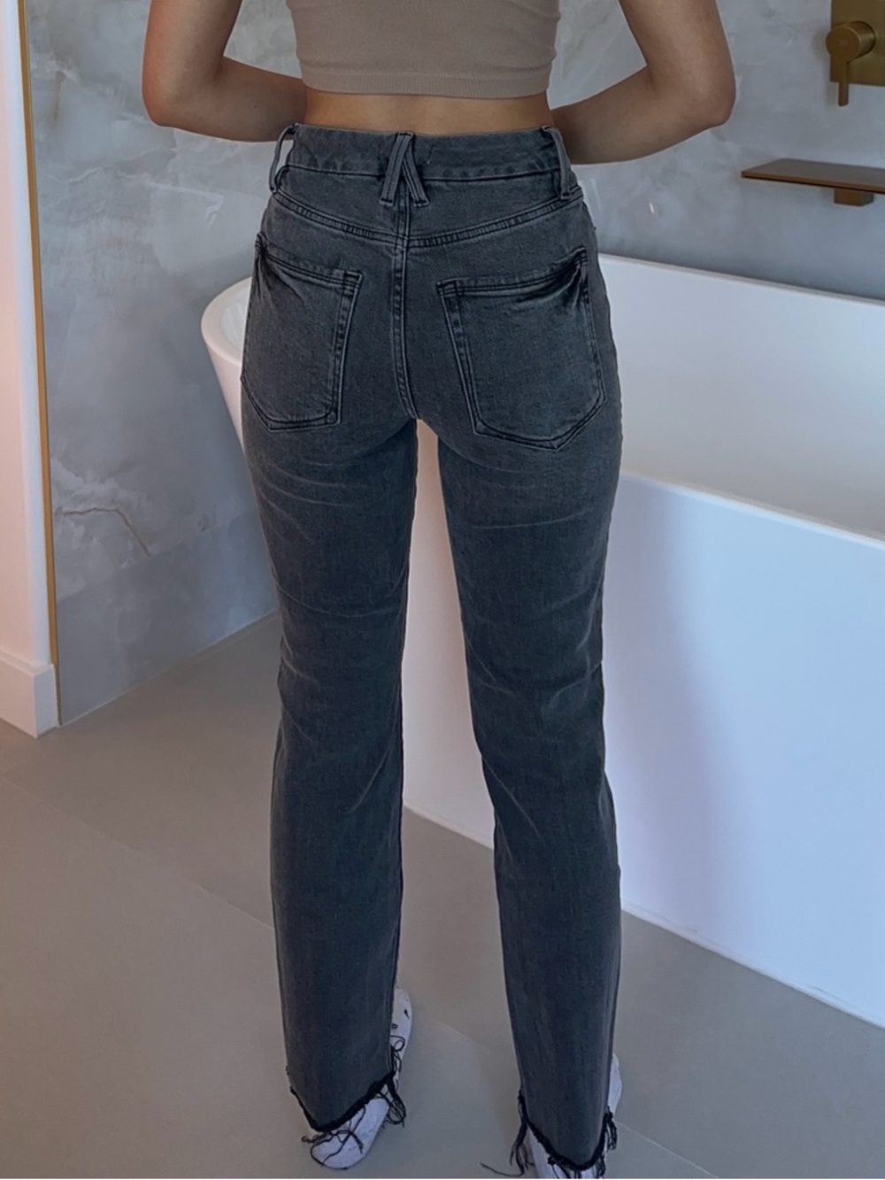 Good American High-Waist Straight Leg Jeans - Charcoal